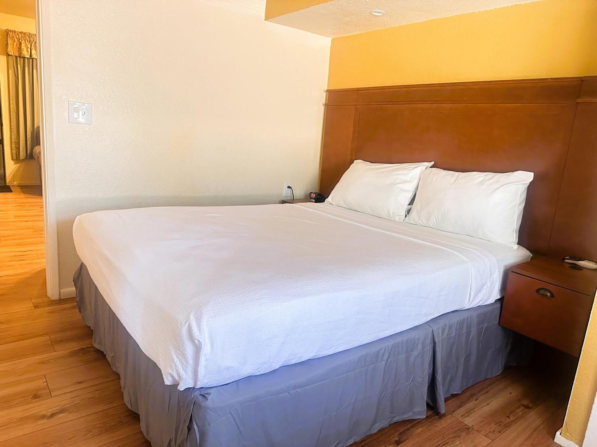 Roundhouse 5* Pinetop-Lakeside