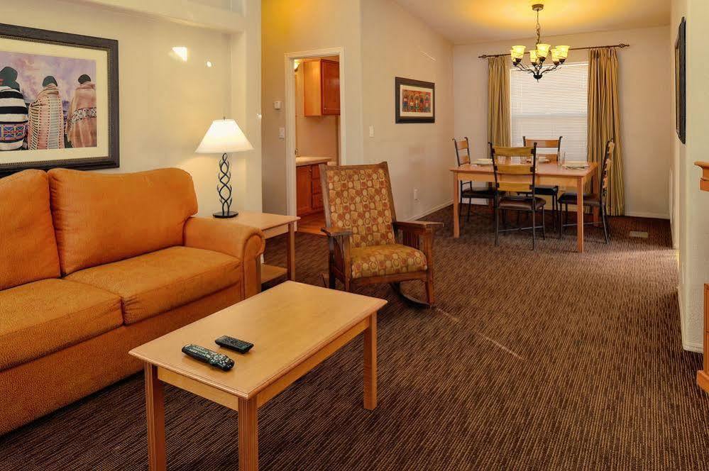 Hotel Roundhouse 5*