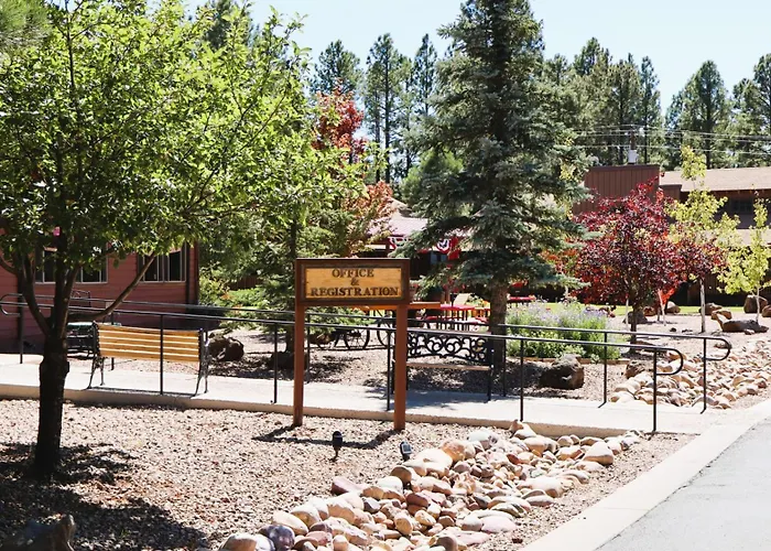 Roundhouse Resort