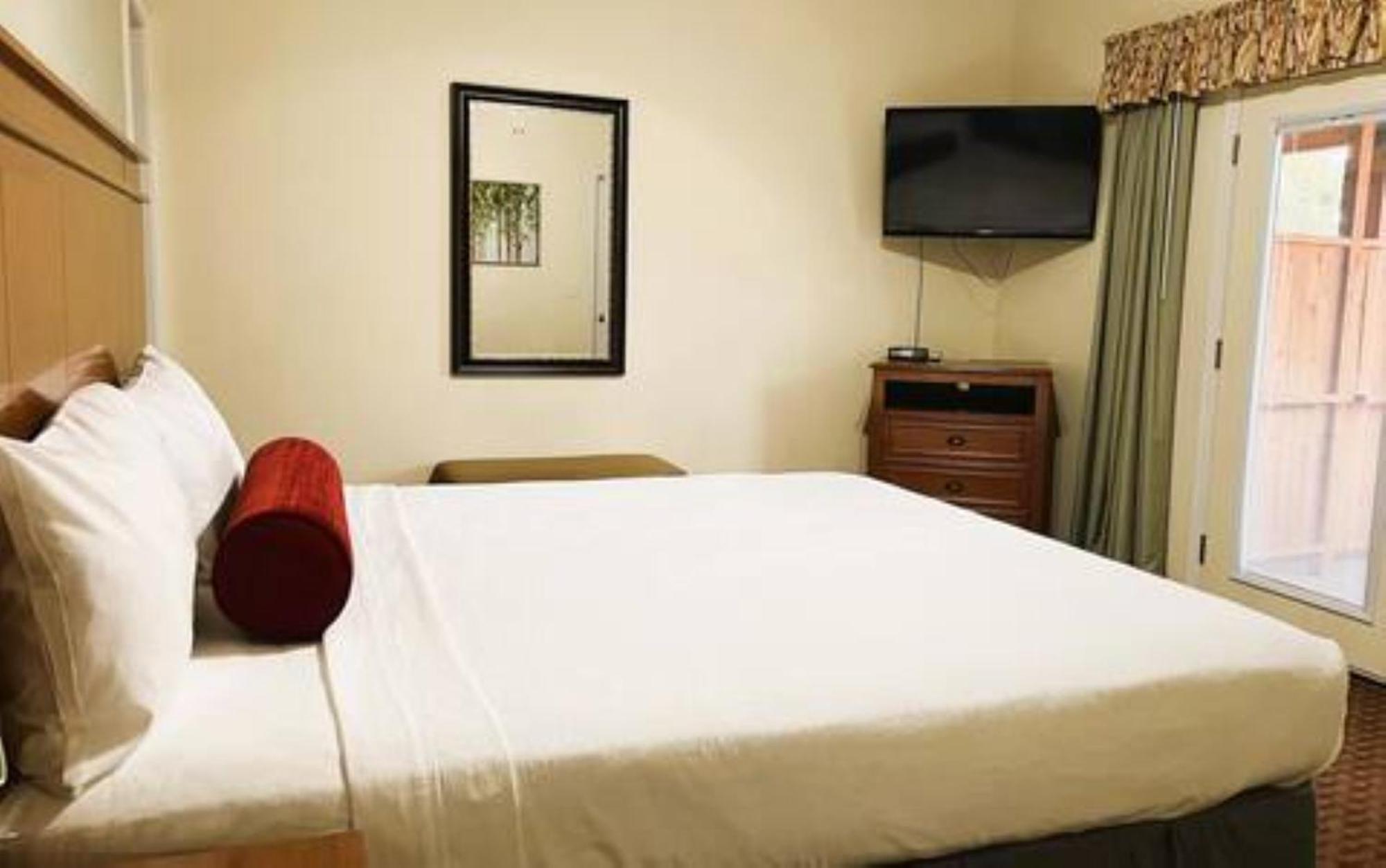 Roundhouse 5* Pinetop-Lakeside