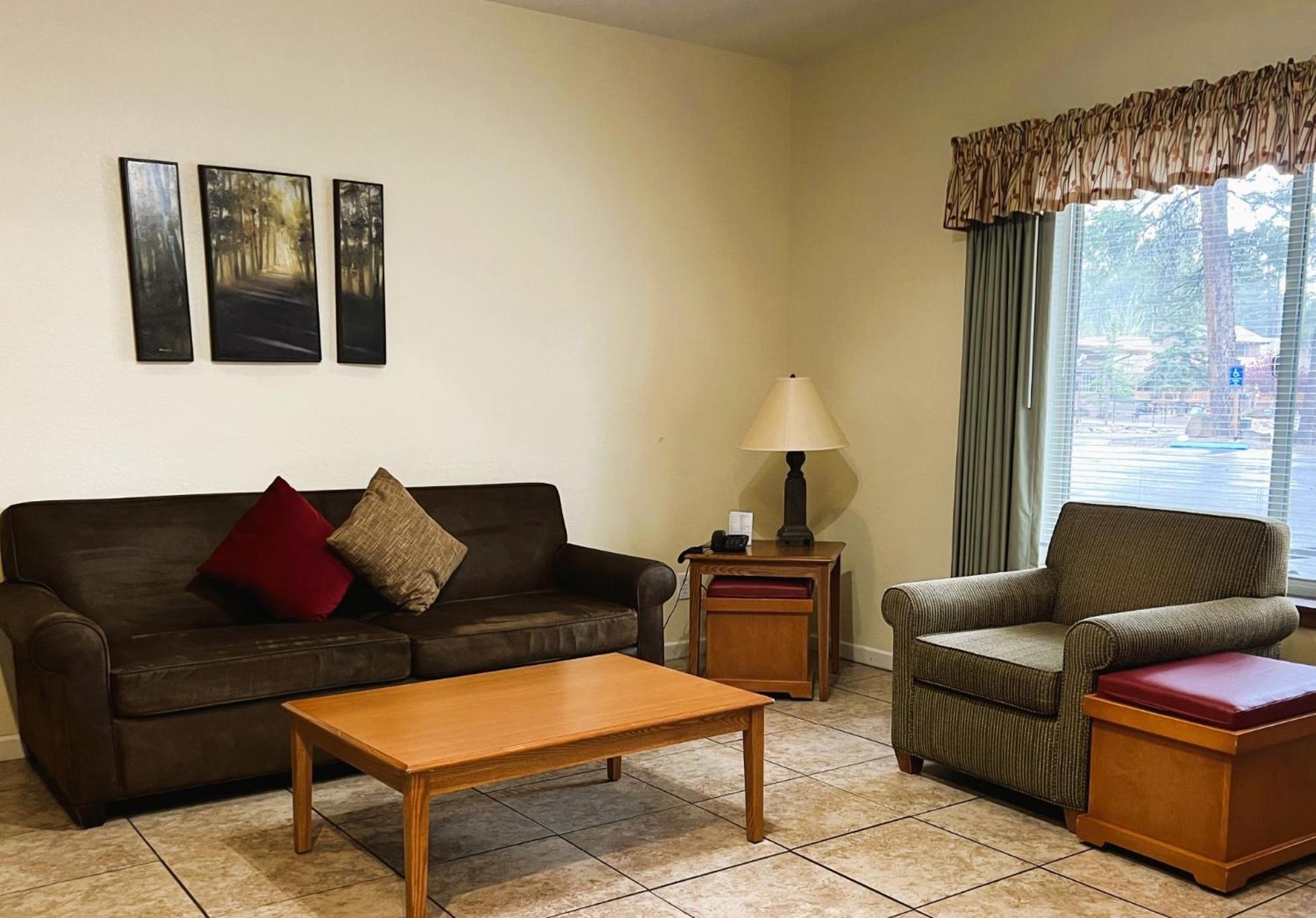 Hotel Roundhouse 5*